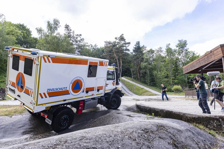 WAS-Shooting Unimog auf Textstrecke, fotografiert von Hagenhoff Werbeagentur Osnabrück