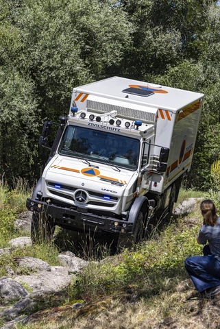 WAS-Shooting Unimog auf Textstrecke, fotografiert von Hagenhoff Werbeagentur Osnabrück