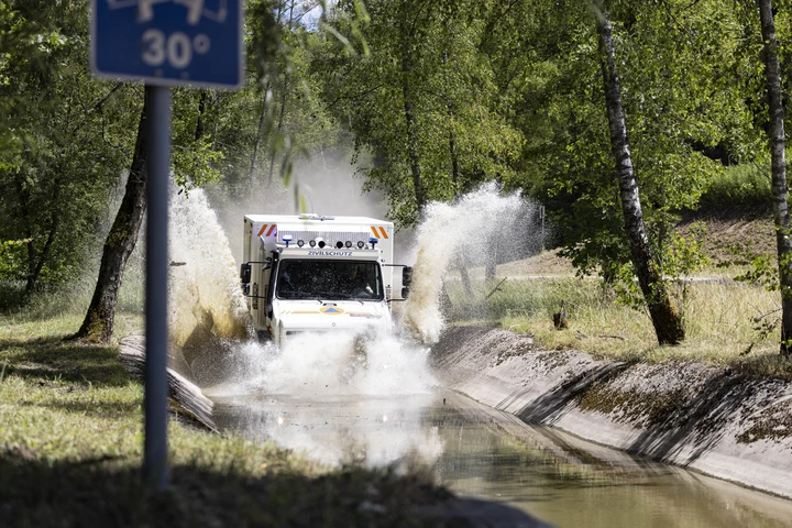 WAS-Shooting Unimog auf Textstrecke, fotografiert von Hagenhoff Werbeagentur Osnabrück