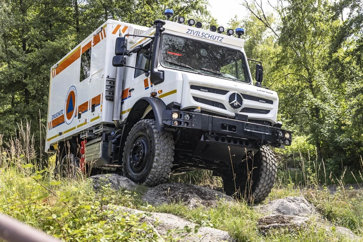 WAS-Shooting Unimog auf Textstrecke, fotografiert von Hagenhoff Werbeagentur Osnabrück