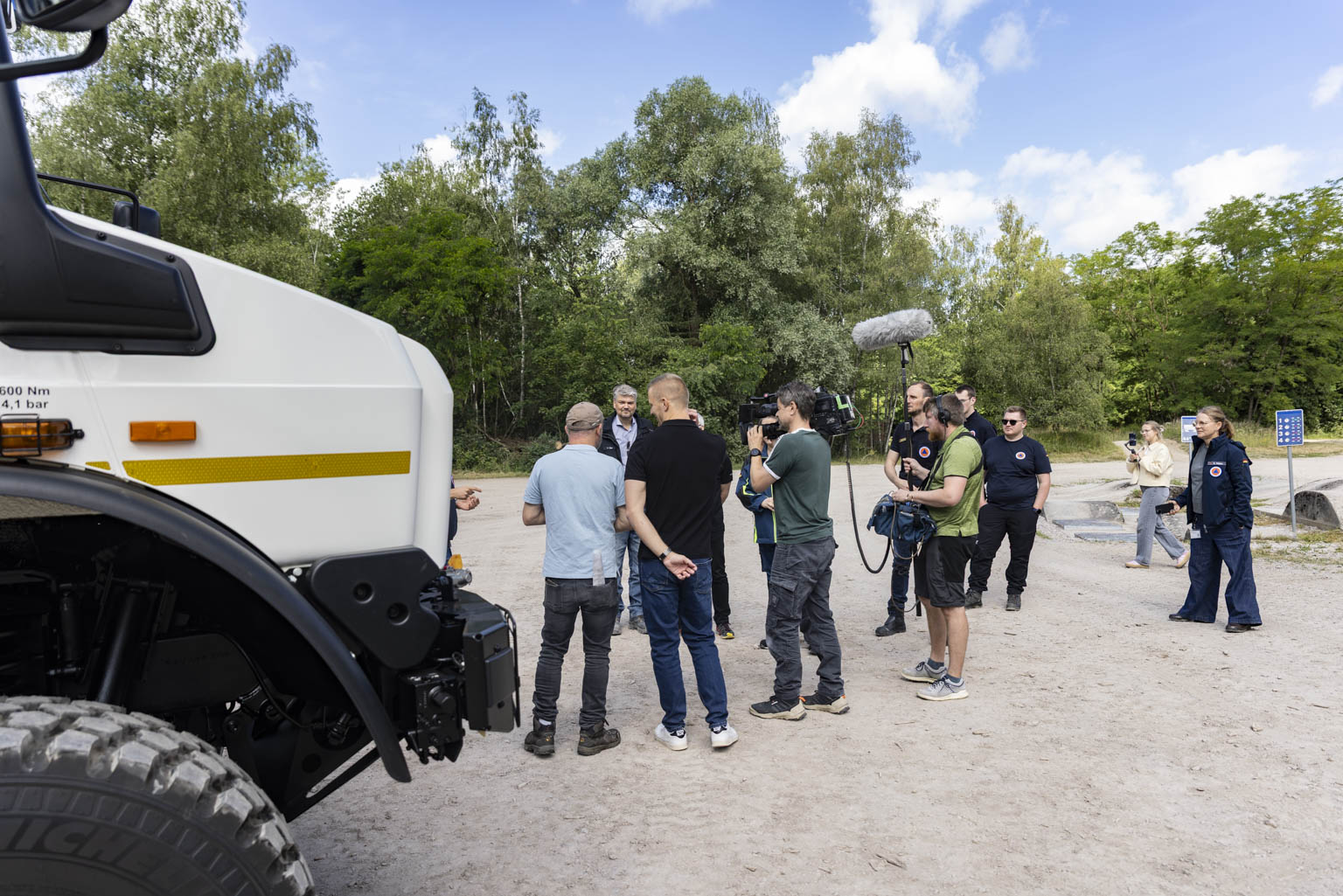 WAS-Shooting Unimog auf Textstrecke, fotografiert von Hagenhoff Werbeagentur Osnabrück